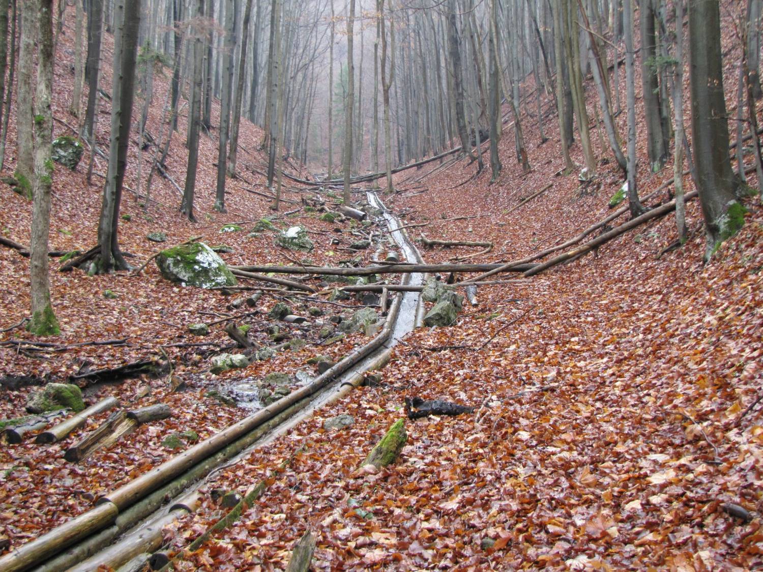 Vodný žľab Rakytovo