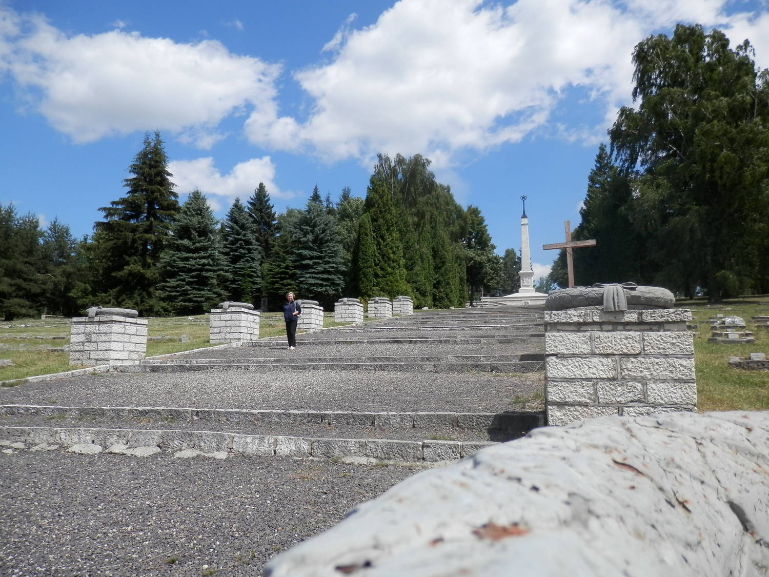 Vojenský pamätník a cintorín na vrchu Háj-Nicovô