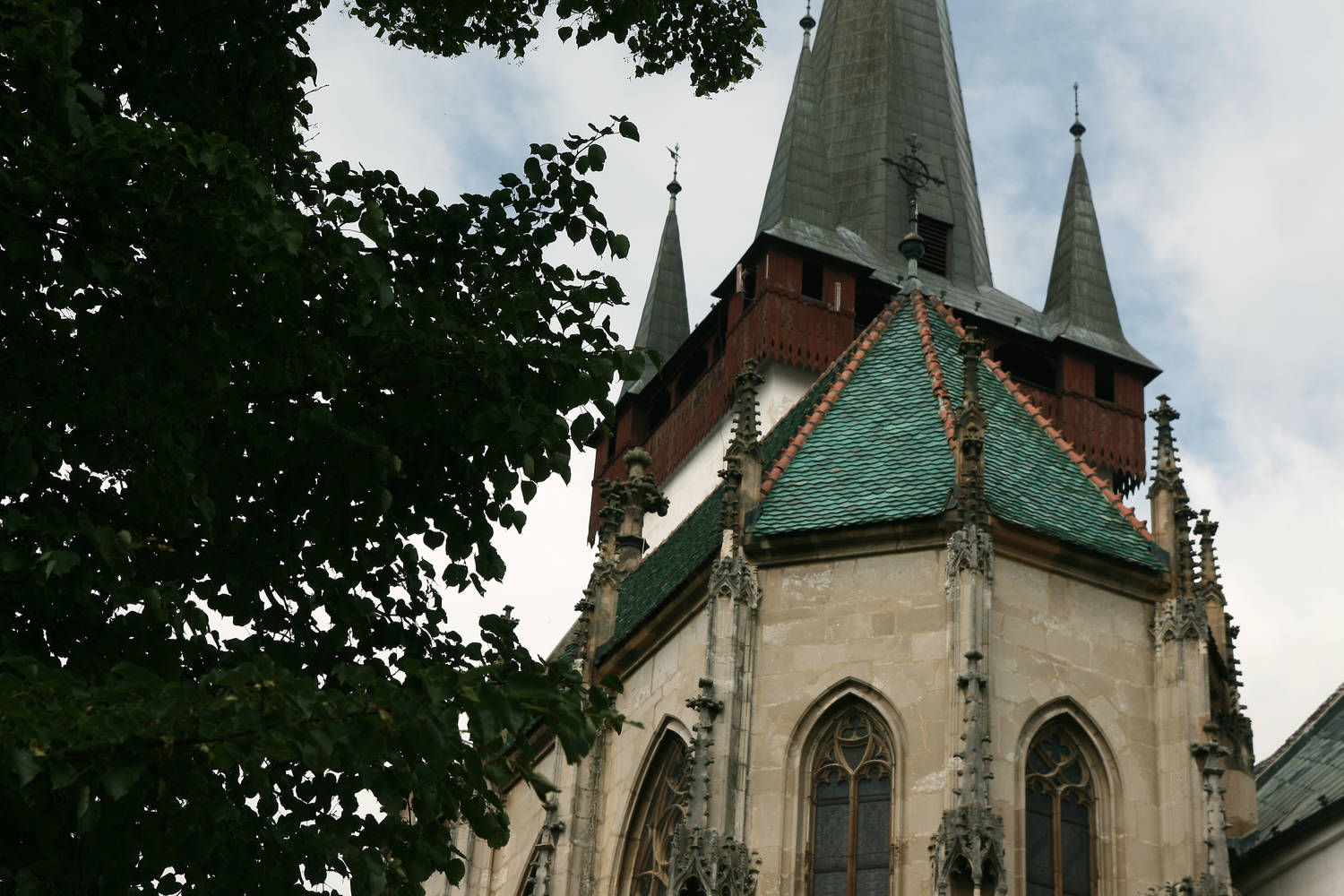 Kostol sv. Ladislava a Kaplnka Zápoľských