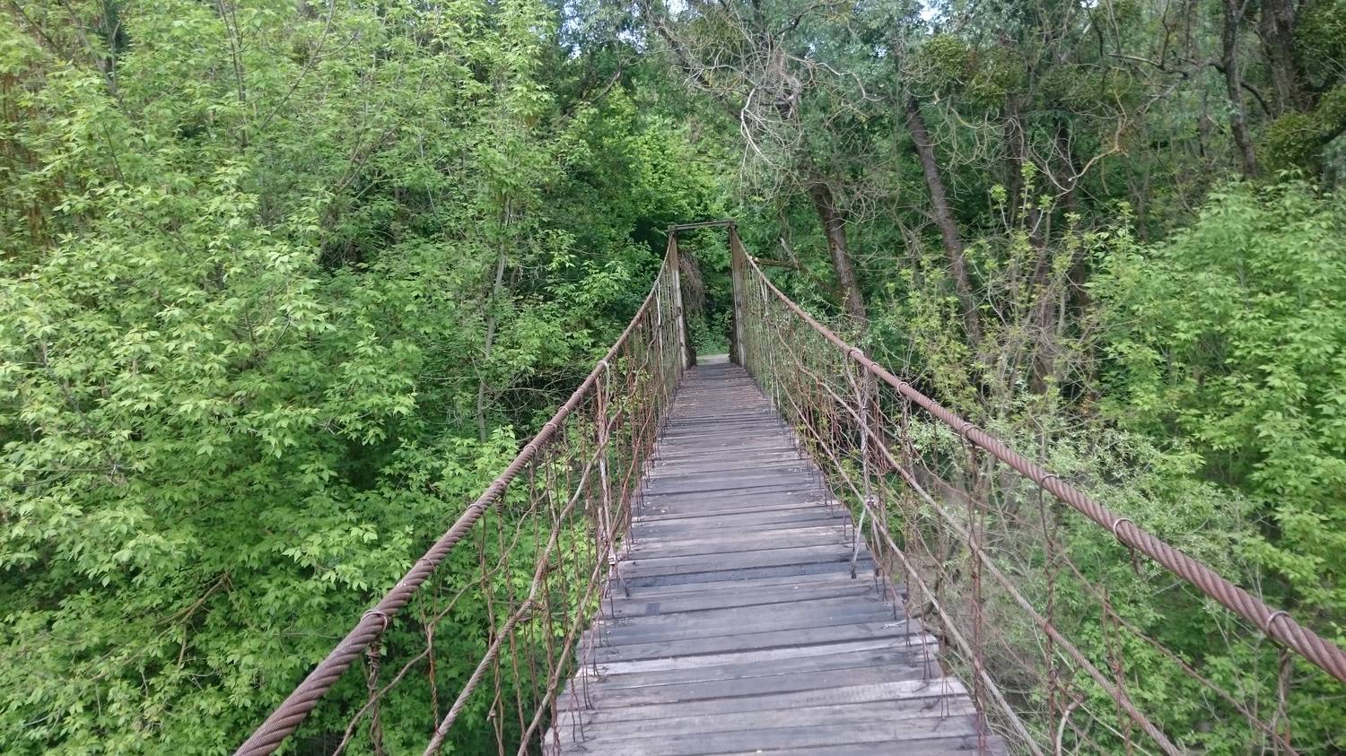 Lanový most cez Latoricu