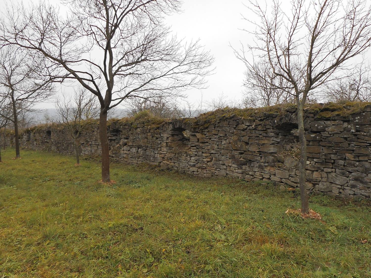 Husitské hradby
