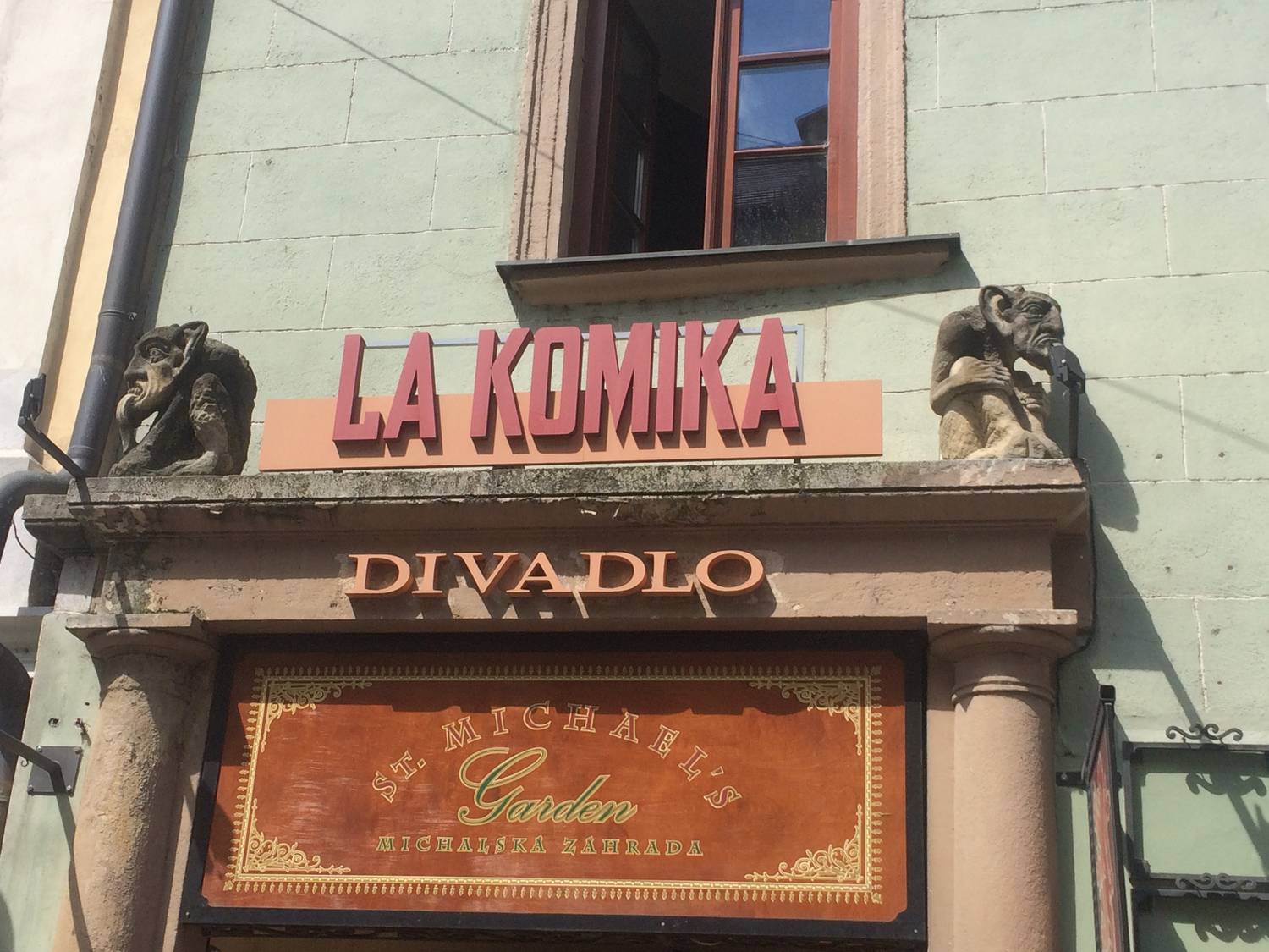 Divadlo La KOMIKa