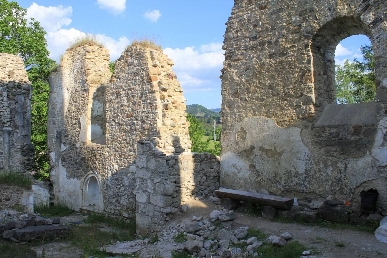 Kostol sv. Heleny Stránske